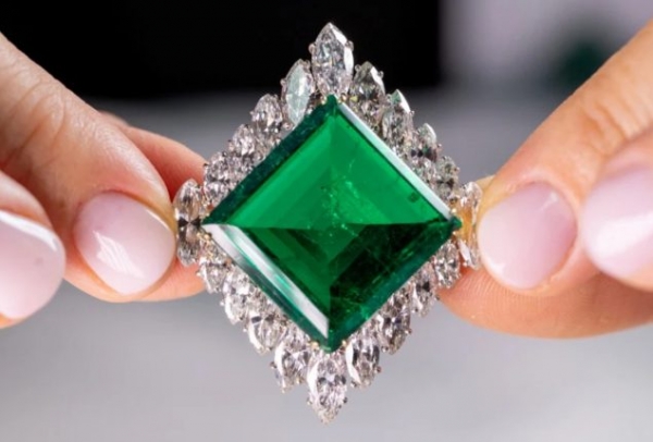 Prince Sadruddin Aga Khan’s 37-carat  emerald sold for nearly $9m